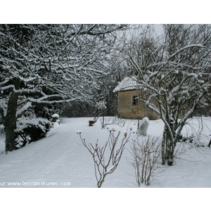 Chambre à four, à l entrée du village de Villers-Robert en arrivant de Seligney.