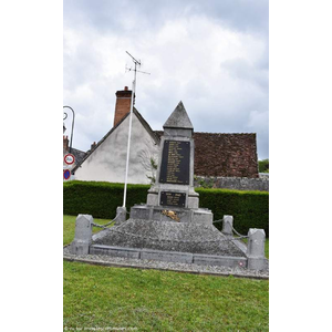 le Monument Aux Morts 