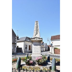 thenay le Monument Aux Morts 
