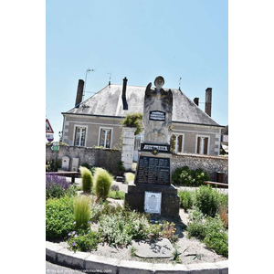 le Monument Aux Morts 