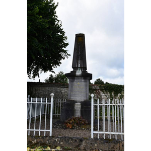 le Monument Aux Morts 