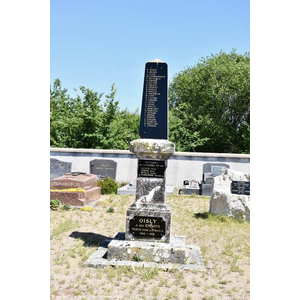 le Monument  Aux  Morts 