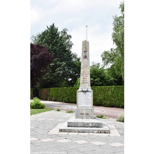 le Monument Aux Morts 