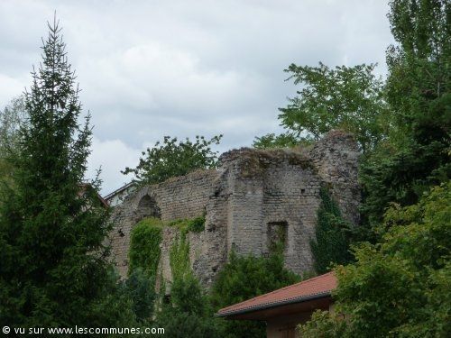Mairie et Office de tourisme MOINGT (42600) FR