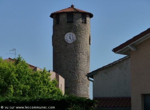 Mairie et Office de tourisme MOINGT (42600) FR