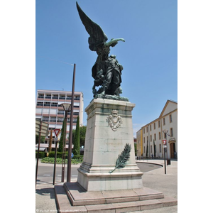 le Monument Aux Morts