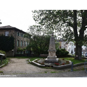 le monument aux morts