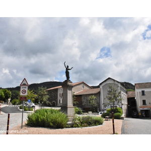 le monument aux morts 