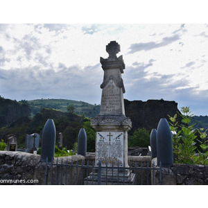 le monument aux morts