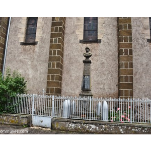 le monument aux morts