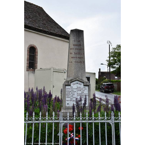 le Monument Aux Morts 