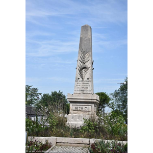 le Monument Aux Morts 