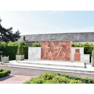 le Monument Aux Morts 