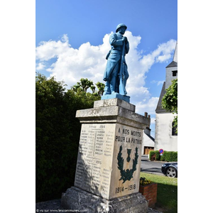 le Monument Aux Morts