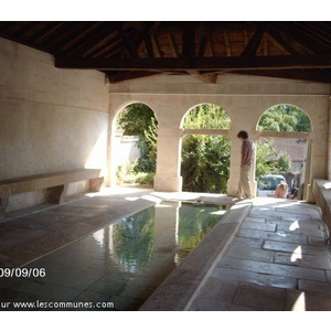vue du village un jour de brocante