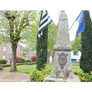 le monument aux morts