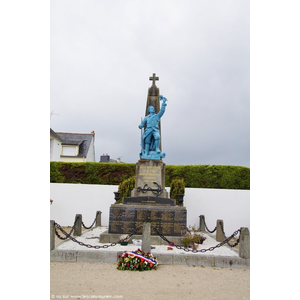 le monument aux morts