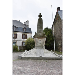 le monument aux morts 