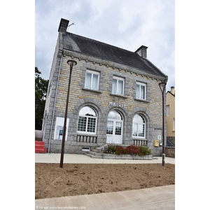 Commune de VAL-D OUST