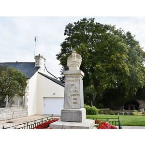 le monument aux morts