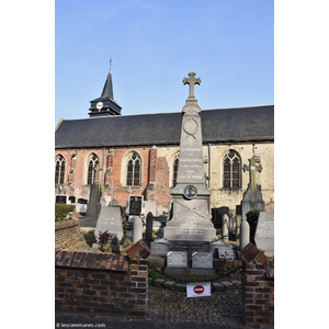 le monument aux morts