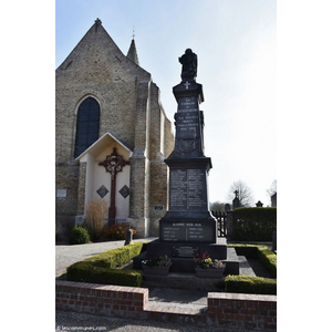le monument aux morts