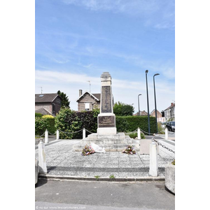 le Monument Aux Morts 