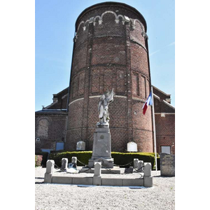 le monument aux morts