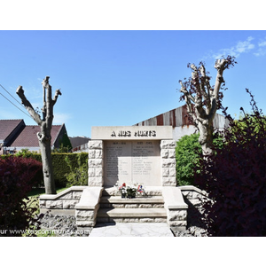 le Monument Aux Morts 