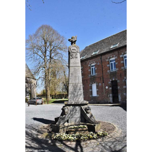 le monument aux morts