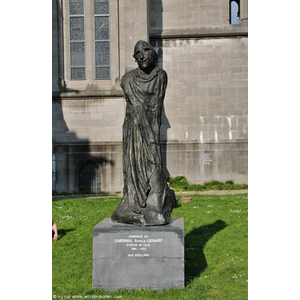 Notre-Dame de la Treille ( Hommage au Cardinal Liénart )