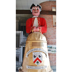 La Mairie ( Hall d entrée )