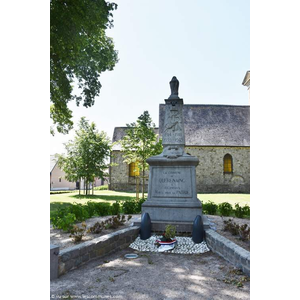 le Monument Aux Morts 