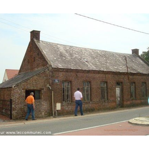 Commune de SERANVILLERS FORENVILLE