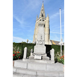 le Monument Aux Morts 