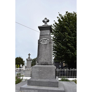 le Monument Aux Morts 