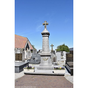 le Monument Aux Morts 