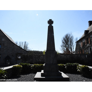 le monument aux morts