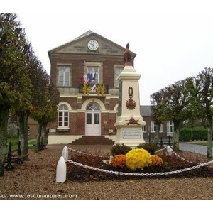 Mairie du Coudray St Germer en Automne 2009