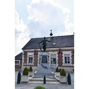 le monument aux morts