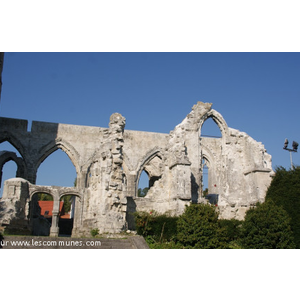 les Ruines de église