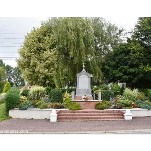 le monument aux morts