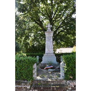 le monument aux morts 