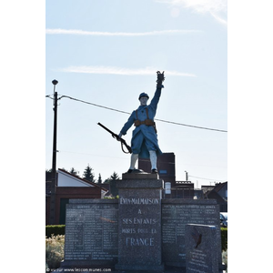 le Monument Aux Morts