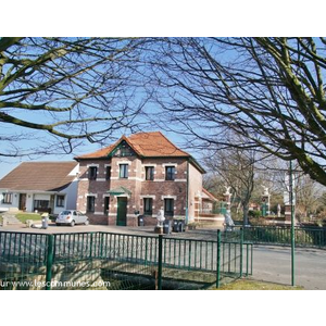 Commune de FOUQUIERES LES BETHUNE