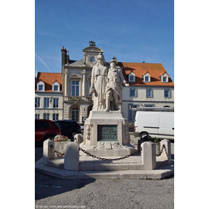 le Monument Aux Morts 