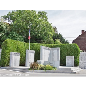 le Monument Aux Morts