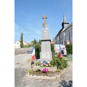 le monument aux morts 