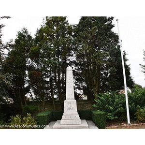 le Monument Aux Morts 