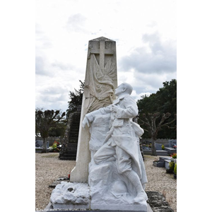 le Monument Aux Morts 